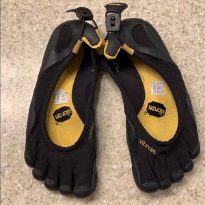 Vibram FiveFingers W108 Classic Blk Shoes